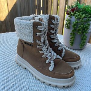 BCBG Girls Brown Fleece Boots size 2